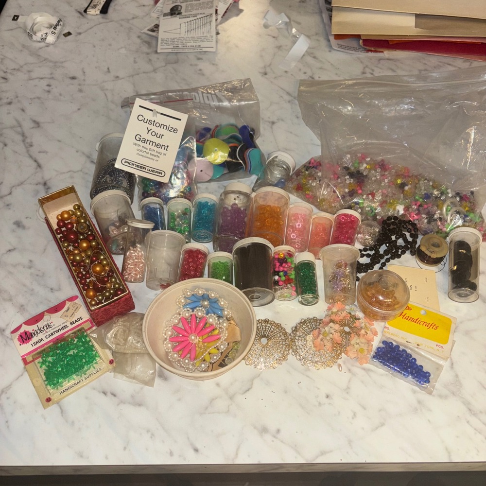 Vintage Crafting Bead Lot Mangelsens Walbead Pioneer Wear Glass Plastic Sequins